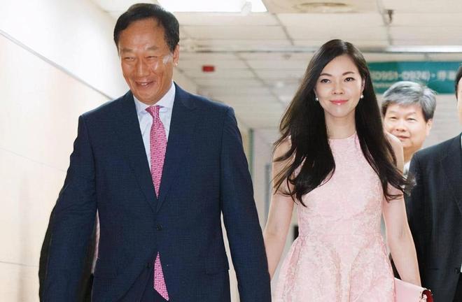意外的指挥官：贝尔纳多·席尔瓦无奈成为皇马中场新大脑