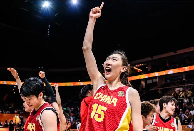 断层领跑!中国队已获66金,金牌数等同于其余所有代表团总和