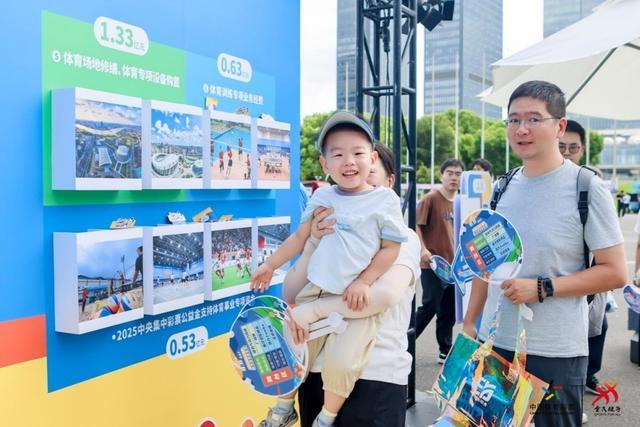 亚马尔叔叔炮轰金球奖:我侄子世界第1!凯恩啥都没干只是进球多