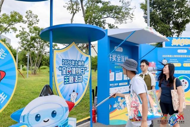 亚马尔叔叔炮轰金球奖:我侄子世界第1!凯恩啥都没干只是进球多